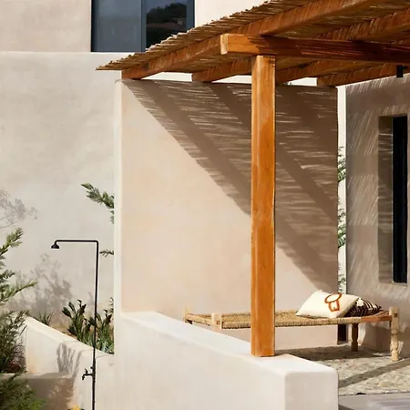 Gaia - Secret Roc * Livathos (Kefalonia)